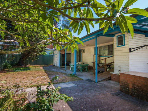 11 Peel Street - Dalby Accommodation 4