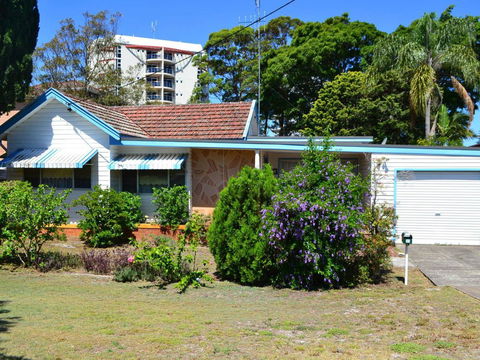 11 Peel Street - Dalby Accommodation 0
