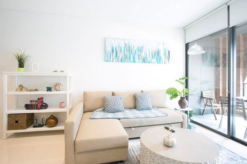 Newly Settled Three Bedrooms Apartment In CBD - Dalby Accommodation 6