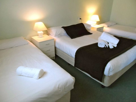 Panorama Bathurst - Dalby Accommodation 38