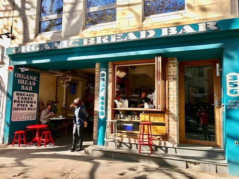 3 Storey Home Close Walk To Fox Studios SCG & City - Dalby Accommodation 7