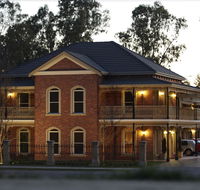 Carlyle Suites  Apartments - Dalby Accommodation