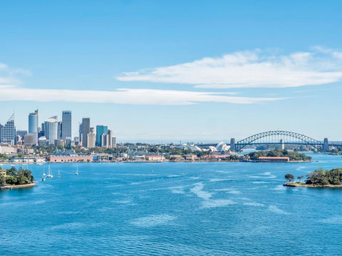 Panoramic Harbour Views And Unbeatable Comfort - Dalby Accommodation 1