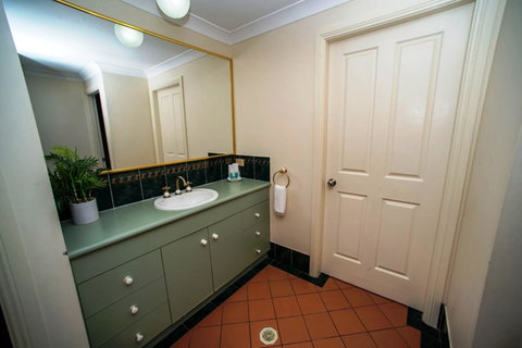 Beaches Serviced Apartments - Dalby Accommodation 32