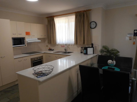 Beaches Serviced Apartments - Dalby Accommodation 26