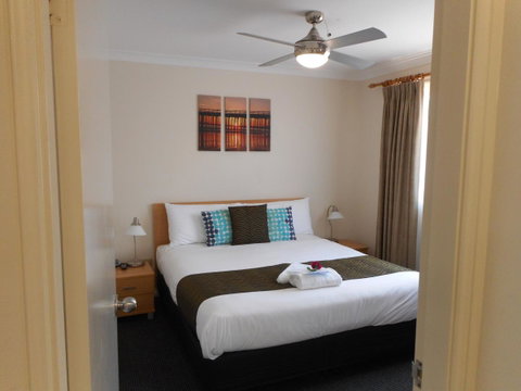 Beaches Serviced Apartments - Dalby Accommodation 28