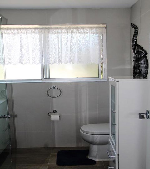 Beaches Serviced Apartments - Dalby Accommodation 2