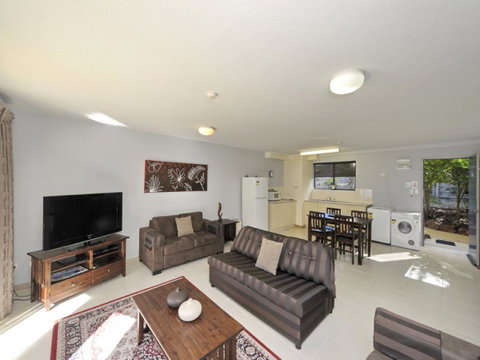 Nelson Bay Breeze - Dalby Accommodation 9