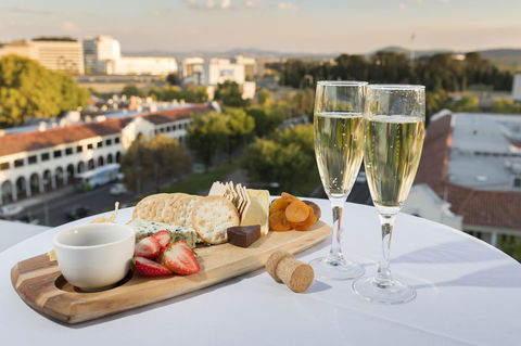 Novotel Canberra - Dalby Accommodation 36