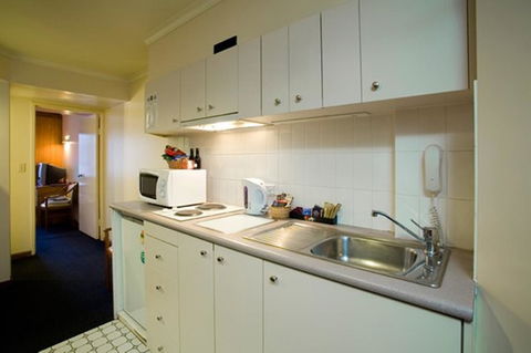 Madison Capital Executive Apartments - Dalby Accommodation 5