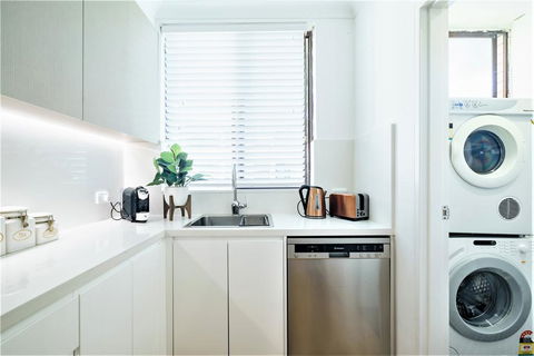Bondi Beach Oasis-Car Park+Pool+Air Con - Dalby Accommodation 1