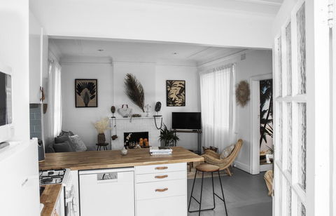 Bondi Surf Cottage - Dalby Accommodation 2