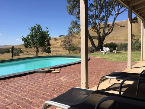 BONNIE DOON - GREAT GET AWAY - Dalby Accommodation 0