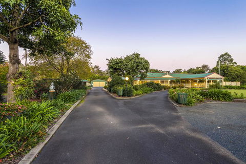 Bonville Lodge Bed & Breakfast - Dalby Accommodation 2