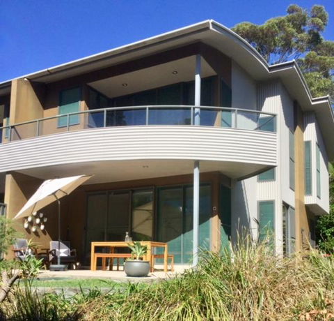 Boom 8 Boomerang Beach - Dalby Accommodation 1