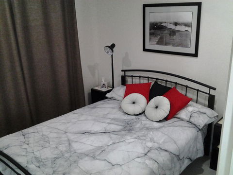 Bottlebrush B & B - Dalby Accommodation 3