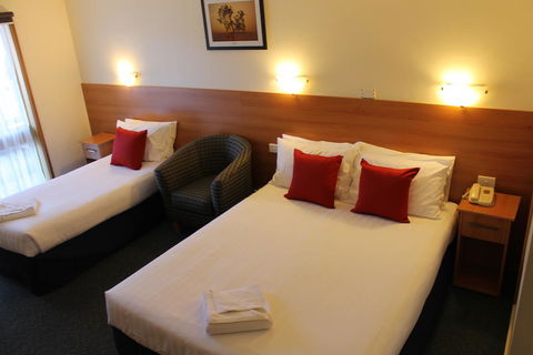 Boulevard Motor Inn - Dalby Accommodation 1