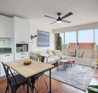 Boutique Apartment with Fantastic Harbour Views - Dalby Accommodation