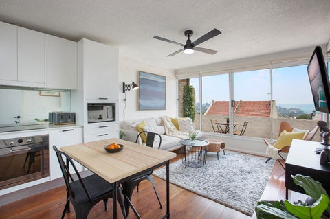 Boutique Apartment With Fantastic Harbour Views - Dalby Accommodation 0