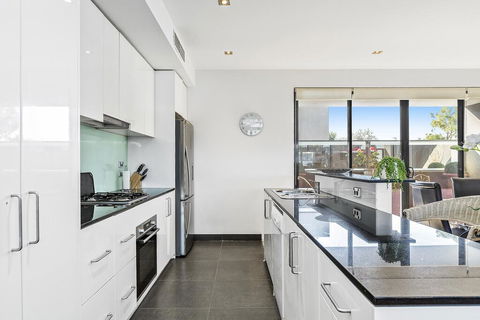 BOUTIQUE STAYS - Catani Gardens - Dalby Accommodation 3