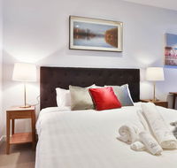 Box Hill Central Sky One Apartment - Dalby Accommodation