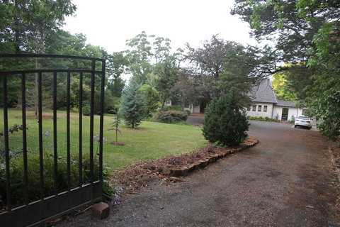 Boyanda At Ferny Creek - Dalby Accommodation 3