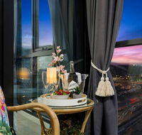 Braddon Penthouse Top Location Netflix WiFi Views - Dalby Accommodation