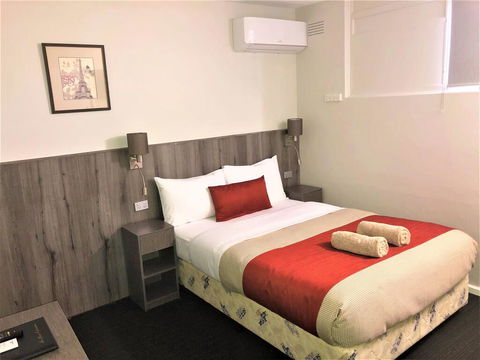 Bradman Motor Inn - Dalby Accommodation 1