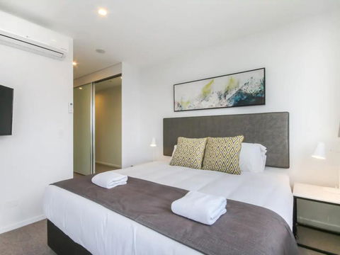 Brand New 2 Bedroom Unit With Amazing Hinterland Views - Dalby Accommodation 2
