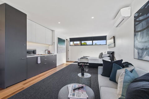 Brand New Beachside Studio Apartment - Dalby Accommodation 1