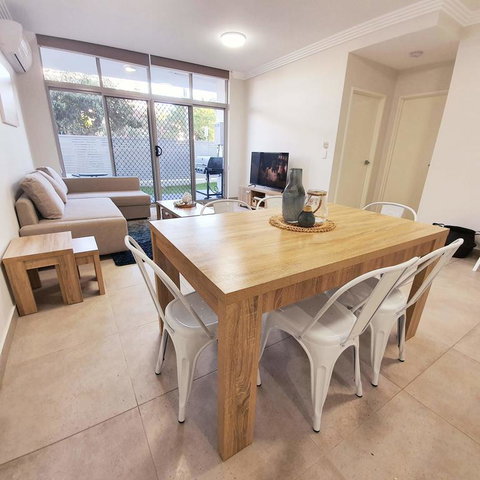 Brand New Family Friendly Apartment For 7 - Dalby Accommodation 3