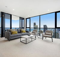 BRAND NEW Qube Broabeach Luxury 2 Bedroom - Dalby Accommodation