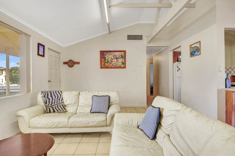 Break Away - Dalby Accommodation 1