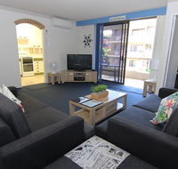 Breakers 10 - Main Beach Location - Dalby Accommodation