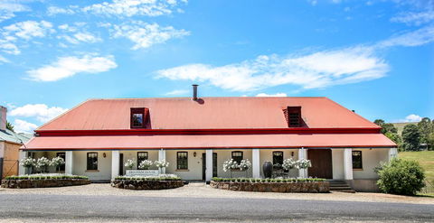 Brigham House - Dalby Accommodation 0
