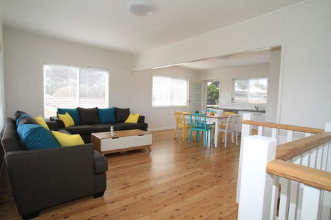 Bright And Breezy - Dalby Accommodation 0