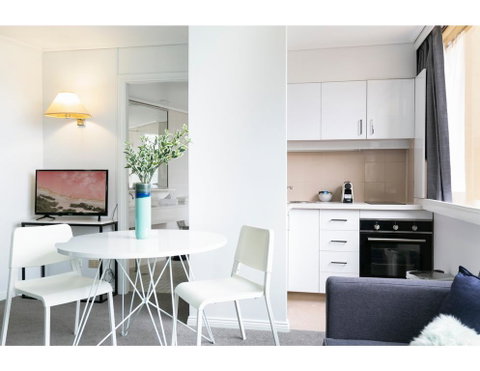 Bright, Modern Studio Steps From The Action - Dalby Accommodation 0