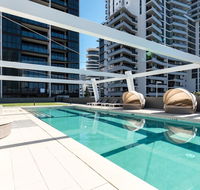Broadbeach 2 Bedroom FREE WIFI Netflix  Parking - Dalby Accommodation