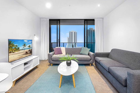 Broadbeach Residences By Holiday Holiday - Dalby Accommodation 1
