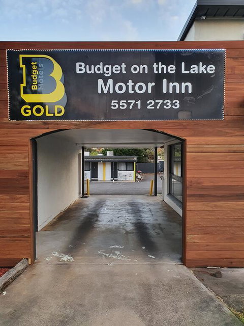 Budget On The Lake - Dalby Accommodation 1