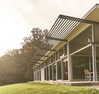 Bundaleer - Architect designed stunning views - Dalby Accommodation