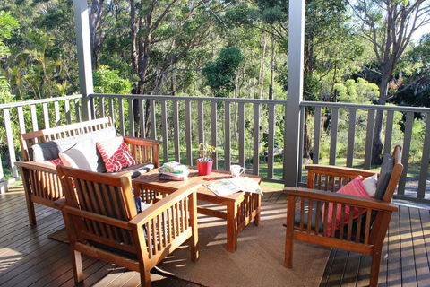 BUSH 2 BEACH - Dalby Accommodation 0