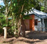Bushland Cottages and Lodge - Dalby Accommodation