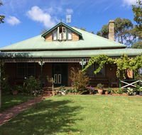 Butterfly Farm Bed and Breakfast Nirranda - Dalby Accommodation