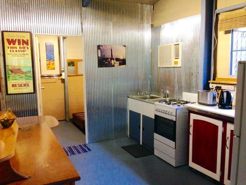 Butterfly Studio - Dalby Accommodation 3
