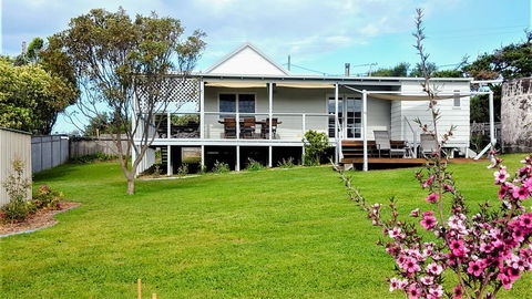 By The Beach @ Catho - Dalby Accommodation 1