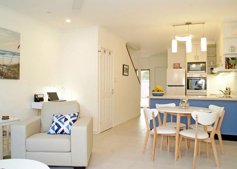 Cairns - Home Away From Home - Scenic & Peaceful - Dalby Accommodation 3