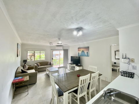 Cairns Beach Resort - Dalby Accommodation 2