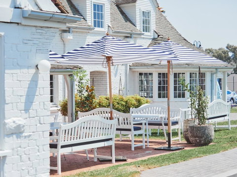 Camden Valley Inn - Dalby Accommodation 1