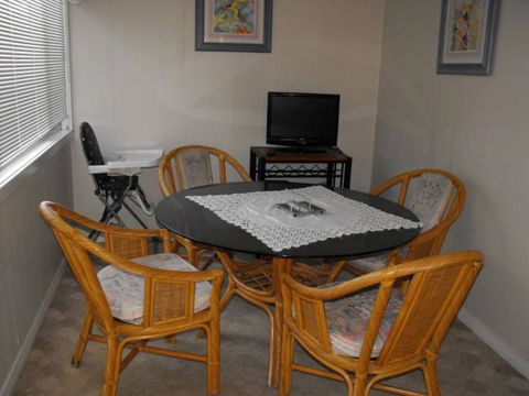 Camelot Cottage - Dalby Accommodation 3